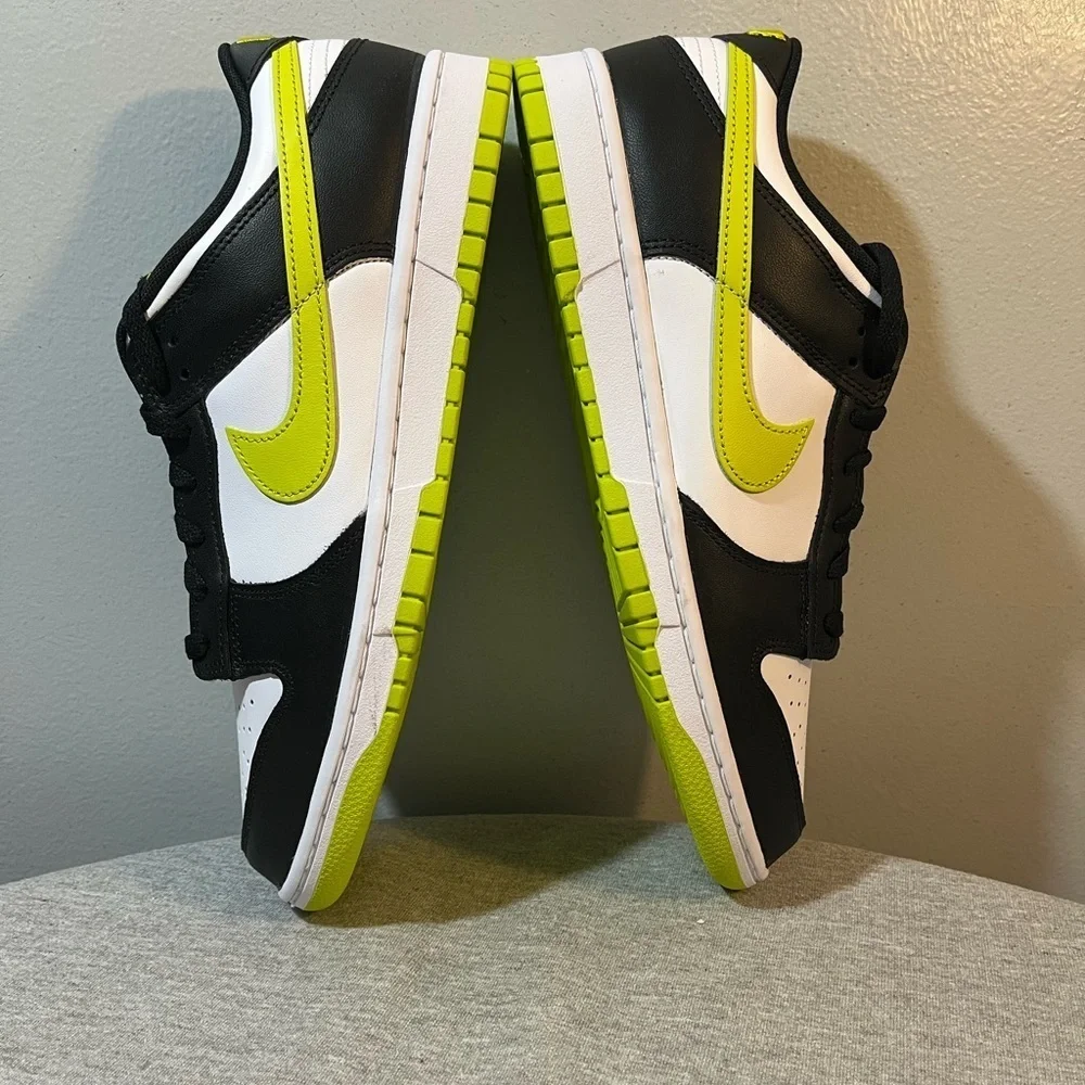 Nike Dunk Low White Black Bright Cactus Men's Shoe Size 11 DV0833 110​​​​